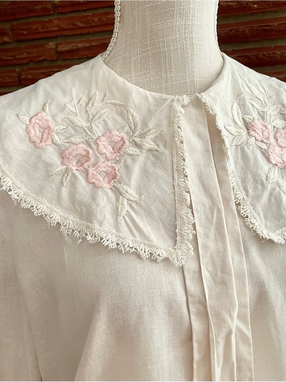 Vintage boho Natural fiber blouse - Picture 9 of 10